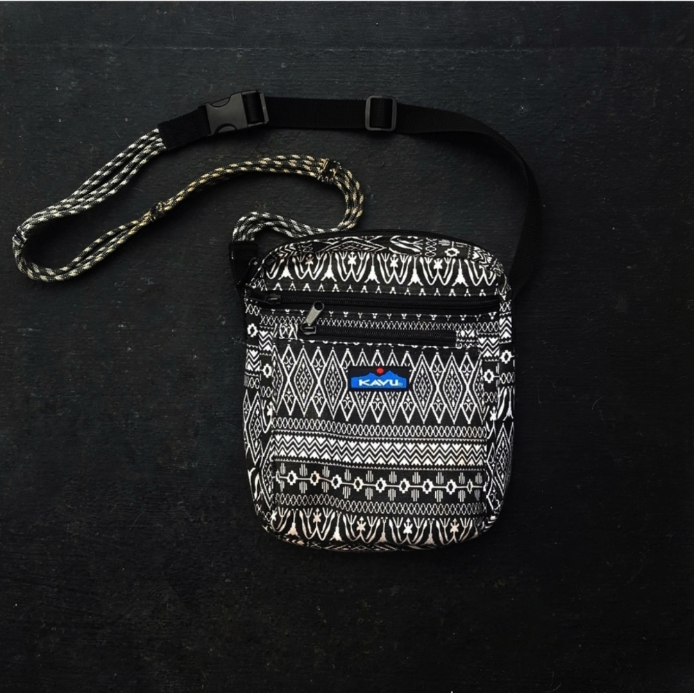 Kavu Tribal Purse